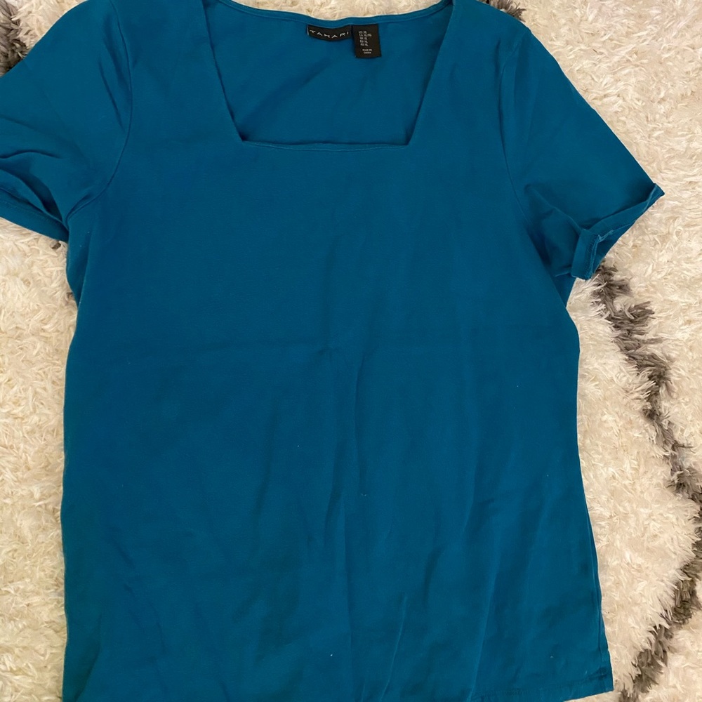 ✨❗️ ACCEPTING ALL OFFERS EVERYTHING MUST GO❗️✨ square neck fitted top